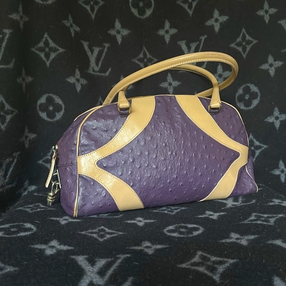 Authentic Prada Handbag - Picture 12 of 15